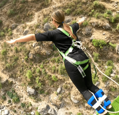 bungee jumping