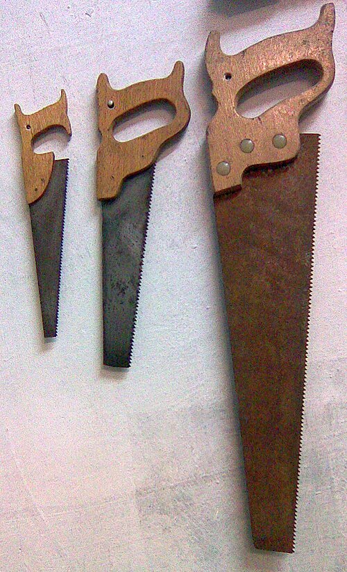 handsaw