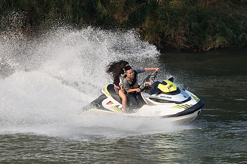 jet ski