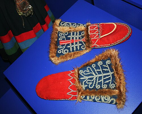 mitten