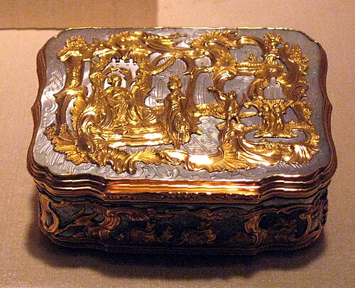 snuffbox