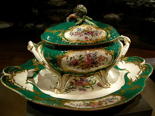 tureen